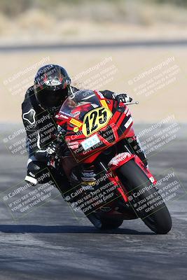 media/Jan-15-2026-Racers Edge (Thu) [[dfebeb70ab]]/2-A Group/Session 5 Turn 2/